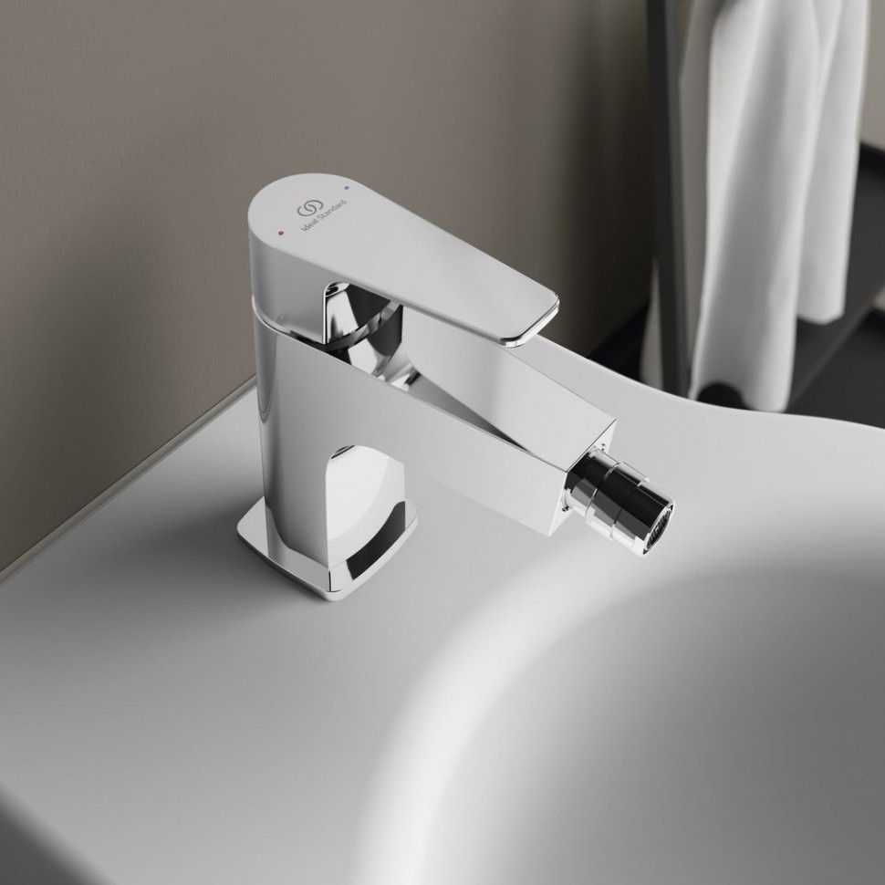 Смеситель для биде Ideal Standard BC690AA Смеситель для биде Ideal Standard BC690AA