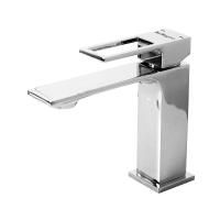 Смеситель для раковины  BelBagno LUCE LUC-LVM-CRM хром Смеситель для раковины  BelBagno LUCE LUC-LVM-CRM хром