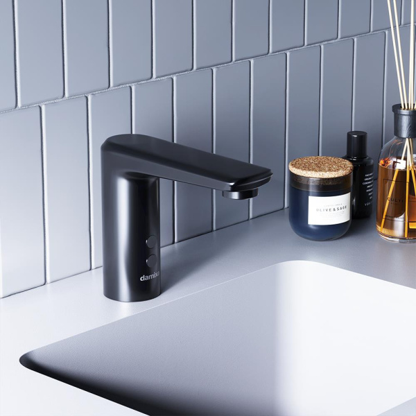 Смеситель для раковины с сенсором Damixa Jupiter черный матовый