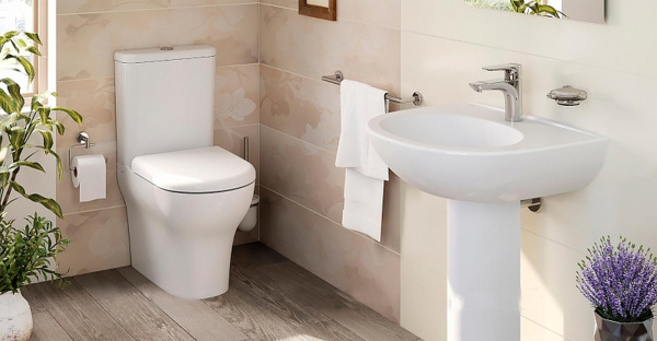 Пристенный унитаз Vitra Zentrum с сиденьем микролифт и механизмом смыва Geberit 9012B003-7202 Пристенный унитаз Vitra Zentrum с сиденьем микролифт и механизмом смыва Geberit 9012B003-7202
