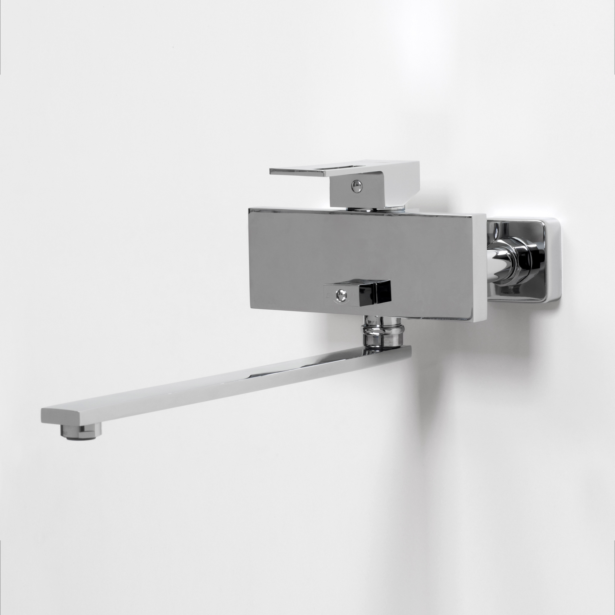 Смеситель для ванны WasserKRAFT Alme 1502L хром глянцевый