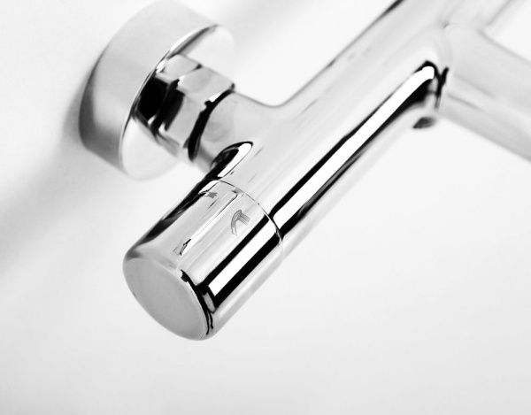 Смеситель для ванны и душа  BelBagno UNO UNO-VASM-CRM хром Смеситель для ванны и душа  BelBagno UNO UNO-VASM-CRM хром