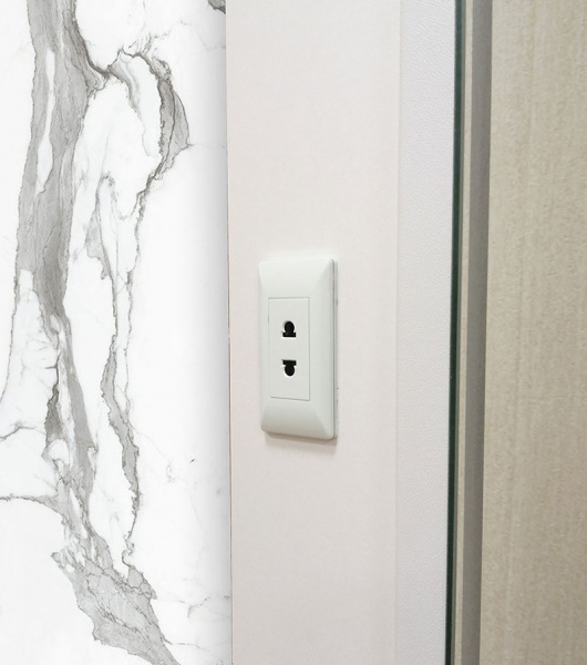 Зеркало-шкаф Silver Mirrors Понтианак LED-00002360 Зеркало-шкаф Silver Mirrors Понтианак LED-00002360