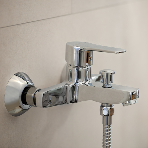 Смеситель для ванны Ramonsoler Titanium 1805VP с душевой лейкой хром