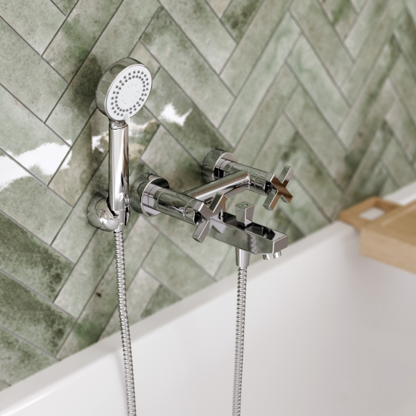 Смеситель для ванны с душевым гарнитуром WasserKRAFT Weser 7801 хром глянцевый