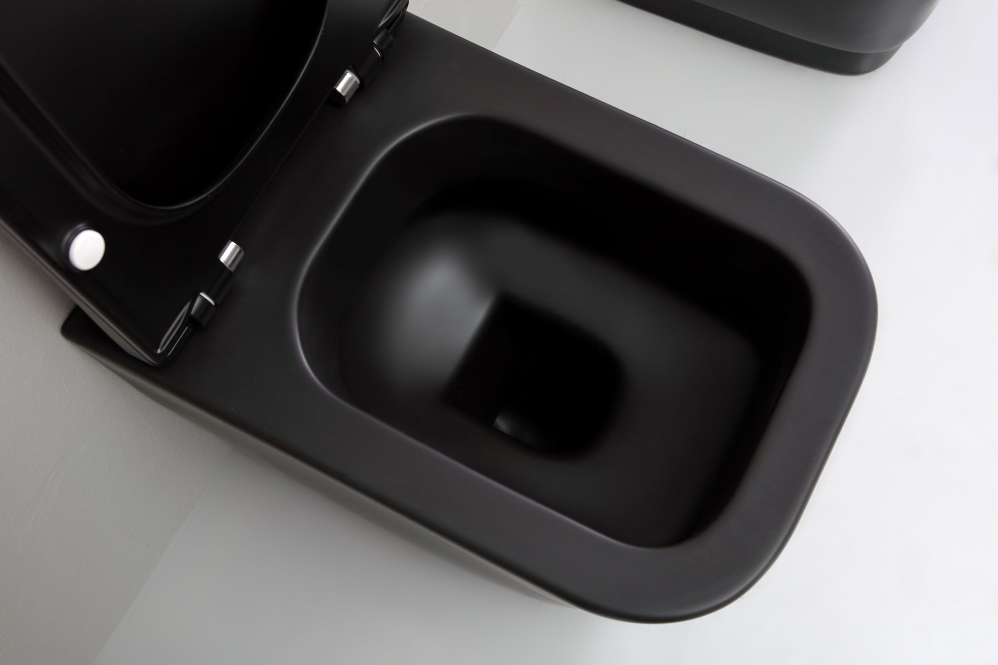 Безободковый унитаз крепежом  White Ceramic Idea W1000305 черный матовый Безободковый унитаз крепежом  White Ceramic Idea W1000305 черный матовый