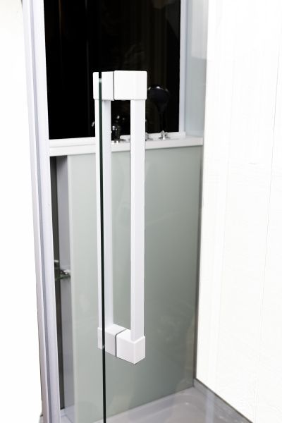Душевая кабина 100x100 GROSSMAN GR160 стекло прозрачное профиль белый Душевая кабина 100x100 GROSSMAN GR160 стекло прозрачное профиль белый