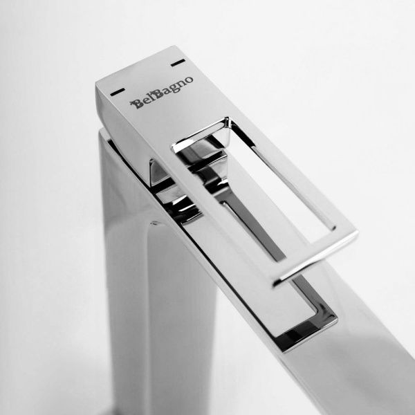 Смеситель для накладных  BelBagno LUCE LUC-LMC-CRM хром Смеситель для накладных  BelBagno LUCE LUC-LMC-CRM хром