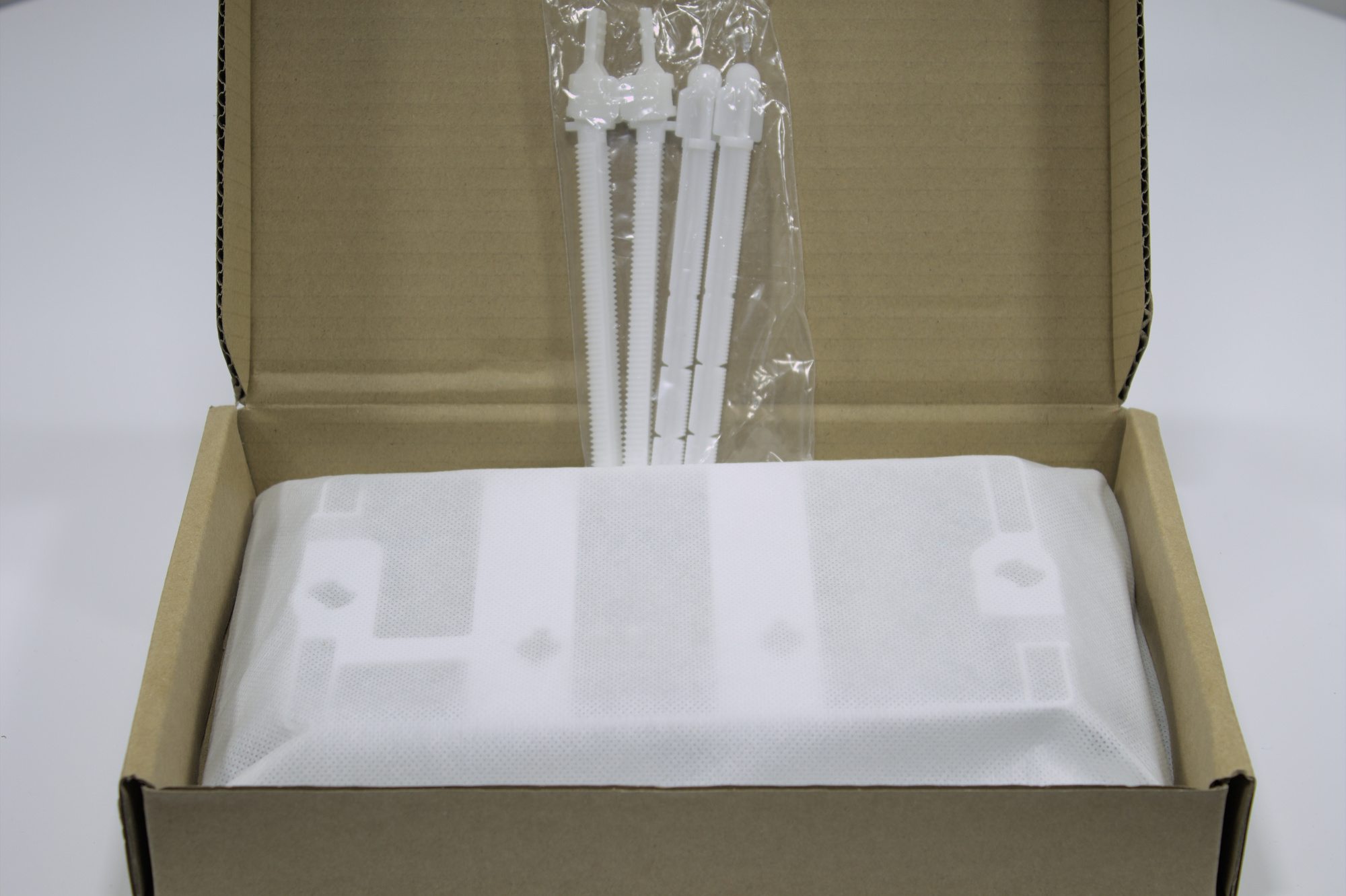 Кнопка смыва Ceruttispa CR05CG шампань золотой глянцевый