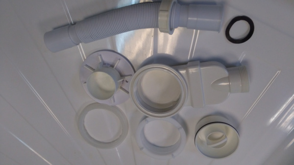 Сифон для низкого поддона Cerutti SPA CT6055 Сифон для низкого поддона Cerutti SPA CT6055