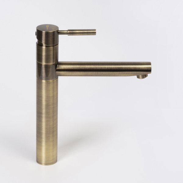 Смеситель для мойки WasserKRAFT A8137 светлая бронза матовый