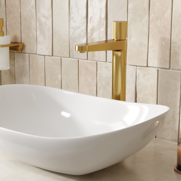 Смеситель для раковины WasserKRAFT Schunter 8203H золото матовый