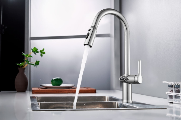 Смеситель для кухни вытяжной ESKO Kitchen K15 LED хром Смеситель для кухни вытяжной ESKO Kitchen K15 LED хром