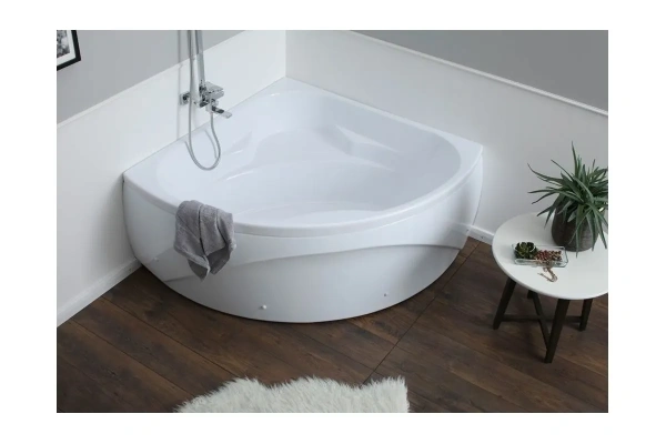 Акриловая ванна Aquanet Vitoria 00205371 135x135 с каркасом