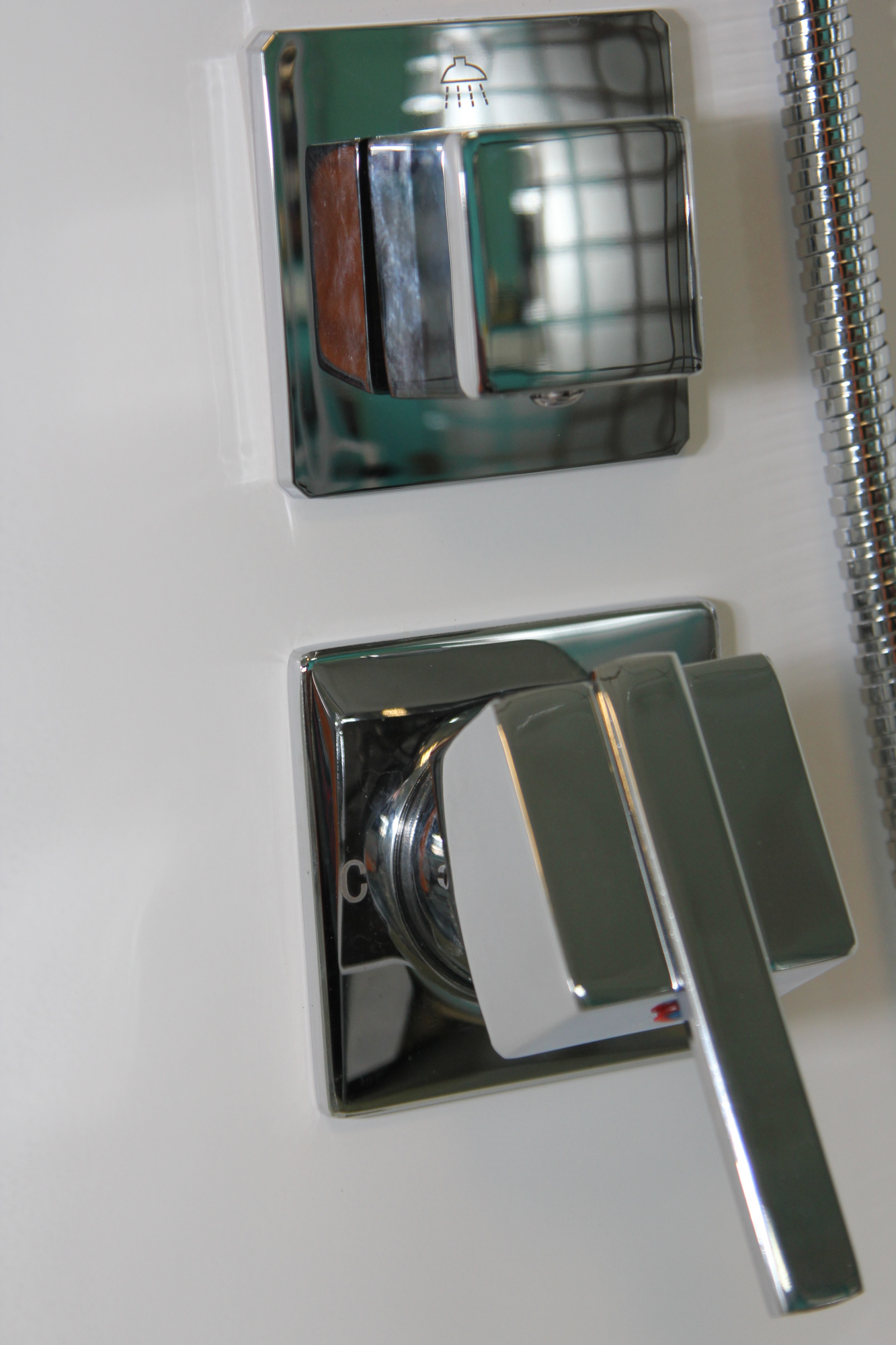 Душевая кабина Ceruttispa 90x225 CHIKA901T профиль хром