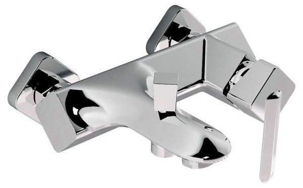 Смеситель для ванны и душа  BelBagno CRYSTAL CRY-VASM-CRM хром Смеситель для ванны и душа  BelBagno CRYSTAL CRY-VASM-CRM хром