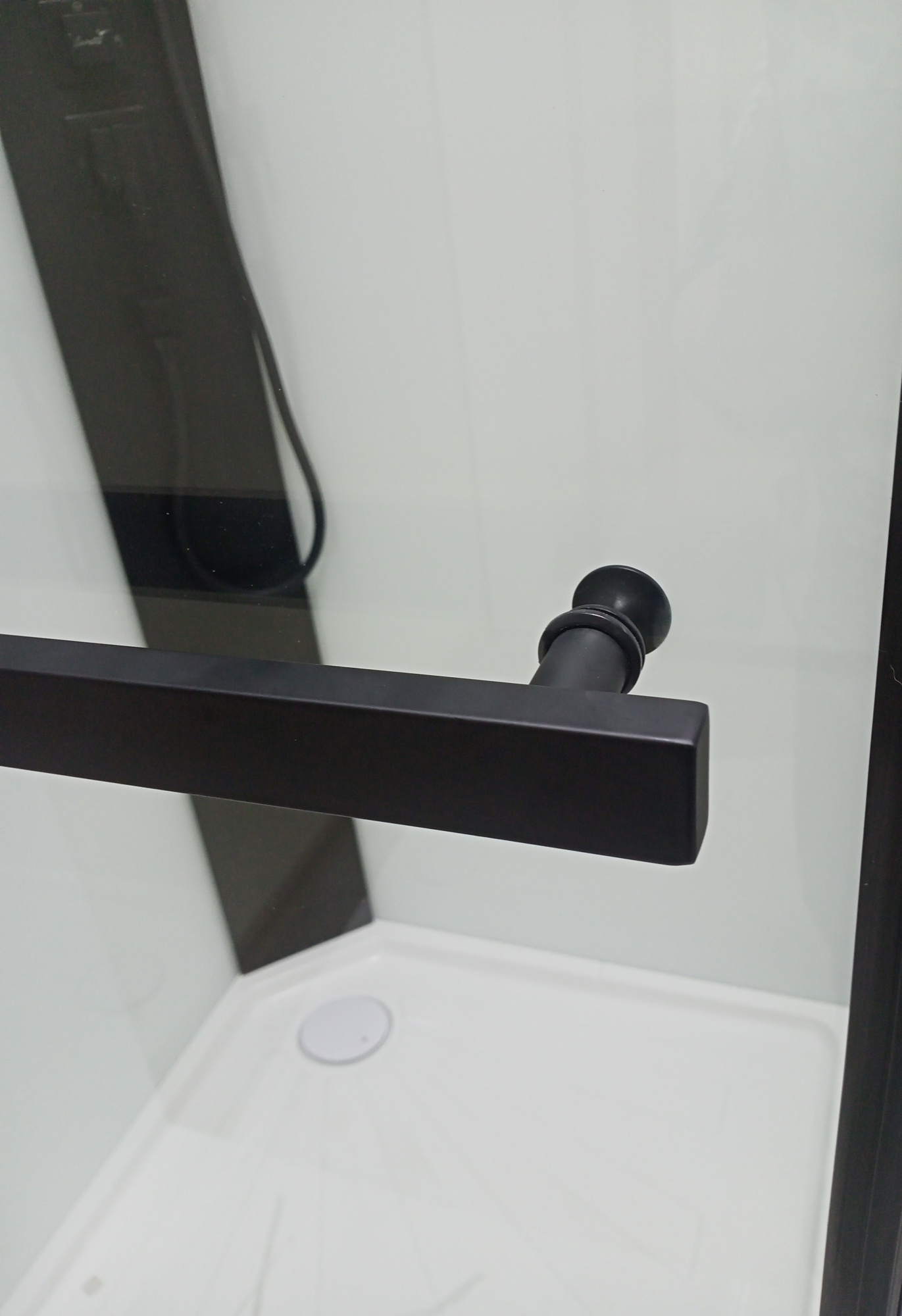 Душевая кабина Ceruttispa 90x225 CHIKA901B профиль черный