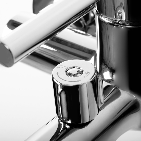 Смеситель для ванны с душевым гарнитуром WasserKRAFT Main 4101 хром глянцевый