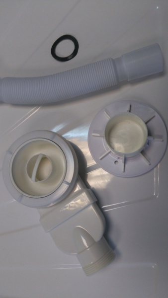Сифон для низкого поддона Cerutti SPA CT6055 Сифон для низкого поддона Cerutti SPA CT6055