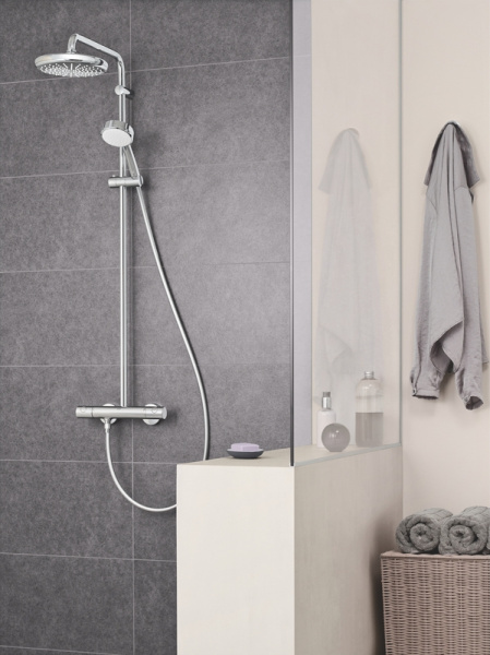 Душевая колонна с термостатом  Grohe Tempesta 27922001 хром Душевая колонна с термостатом  Grohe Tempesta 27922001 хром