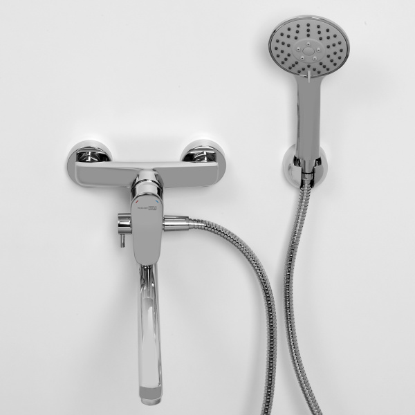 Смеситель для ванны с душевым гарнитуром WasserKRAFT Vils 5602L хром глянцевый