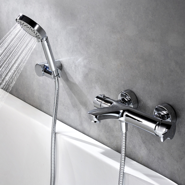Смеситель для ванны с душевым гарнитуром WasserKRAFT Berkel 4801 хром глянцевый